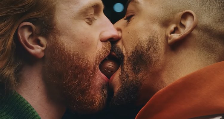  Bil-Filmat: Cadbury B’Riklam Inklussiv Għall-Creme Egg