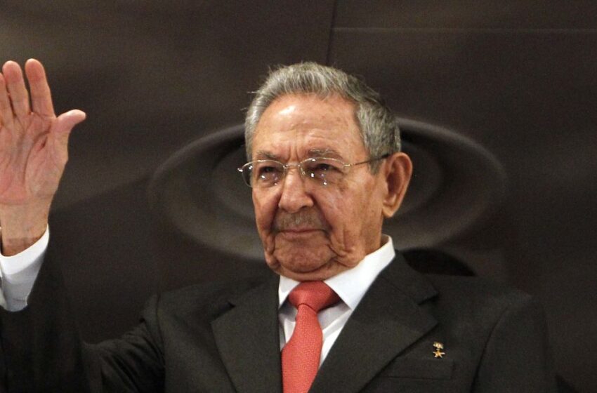  Raul Castro Jirriżenja Minn Mexxej Tal-Partit Komunista Kuban