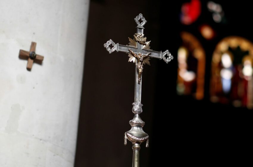  Madwar 330,000 Tifel U Tifla Vittma Ta’ Abbuż Sesswali Fil-Knisja Kattolika Franza