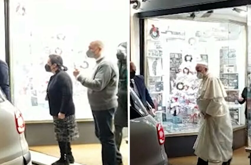  Bil-Filmat: Il-Papa Jmur Huwa Stess Jixtri CD Minn Ħanut Fiċ-Ċentru Ta’ Ruma