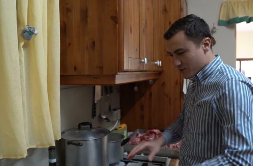  Bil-Filmat: Fenkata Minn Taħt Idejn Il-Ministru Silvio Schembri