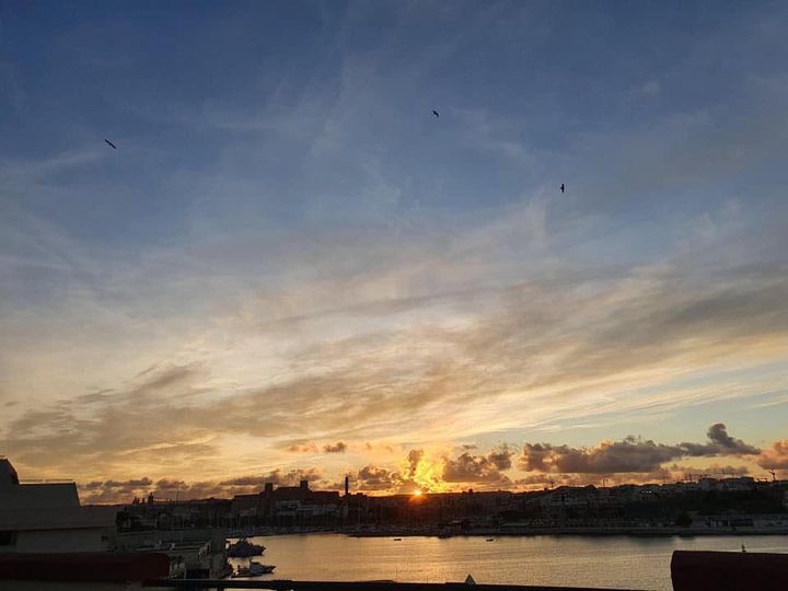 Temp Bnazzi Bi Ftit Sħab Għoli Aktar Tard