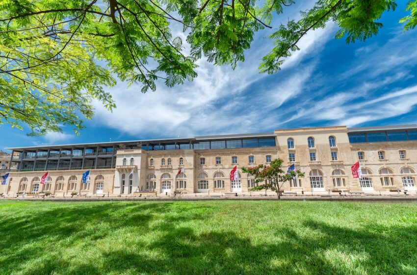  Studenti Maltin Fl-AUM Ser Ikunu Eżentati Minn Miżati Li Jissejħu ‘Tuition Fees’