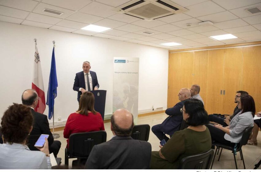  Servizz Ta’ Terapija U Appoġġ Psikoloġiku Għall-Anzjani Li Jormlu